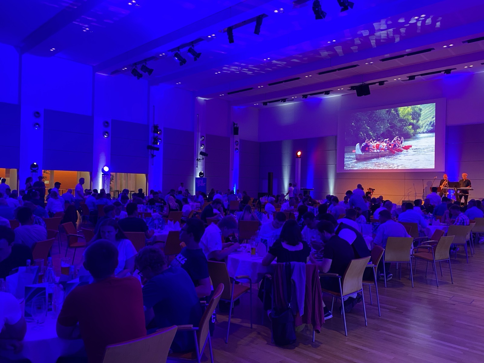 Firmenevent im Bankettsaal des Mercure Hotel Schweinfurt